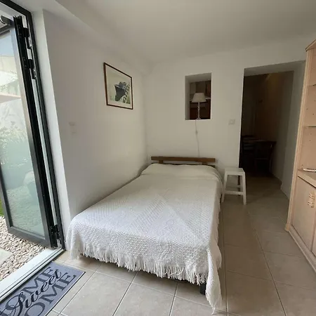 Apartment - La Rochelle Lr180-059b